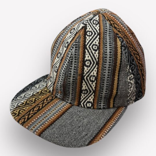 Casquette Péruvienne: Un Voyage de Style Authentique – Image 5