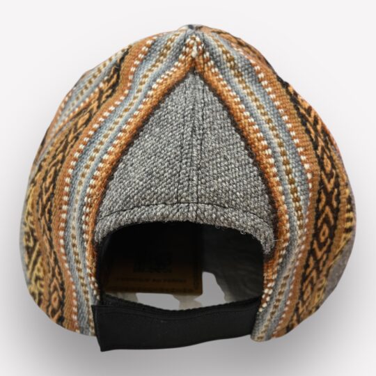 Casquette Péruvienne: Un Voyage de Style Authentique – Image 8